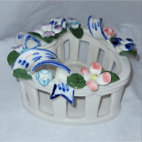 Potpourri Designs Decor Candy Dish Floral Heart Shaped Basket - Picture 5 of 10